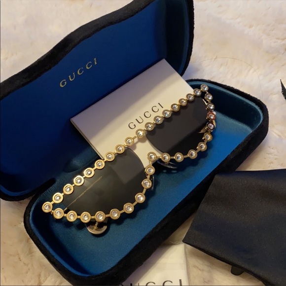 Gucci cat eye sunglasses